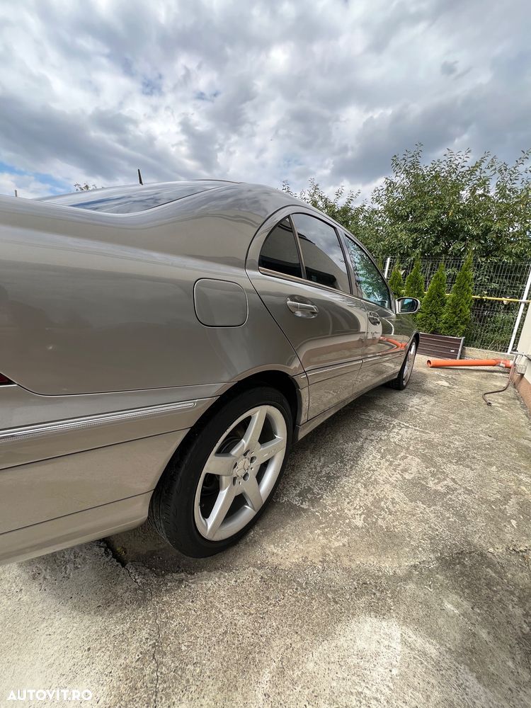 Mercedes-Benz C 200 Kompressor Automatik Avantgarde - 7