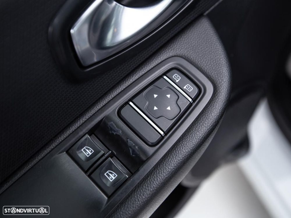 Renault Clio Sport Tourer 1.5 dCi Zen - 13