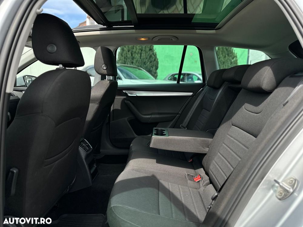 Skoda Octavia 2.0 TDI DSG Drive - 37