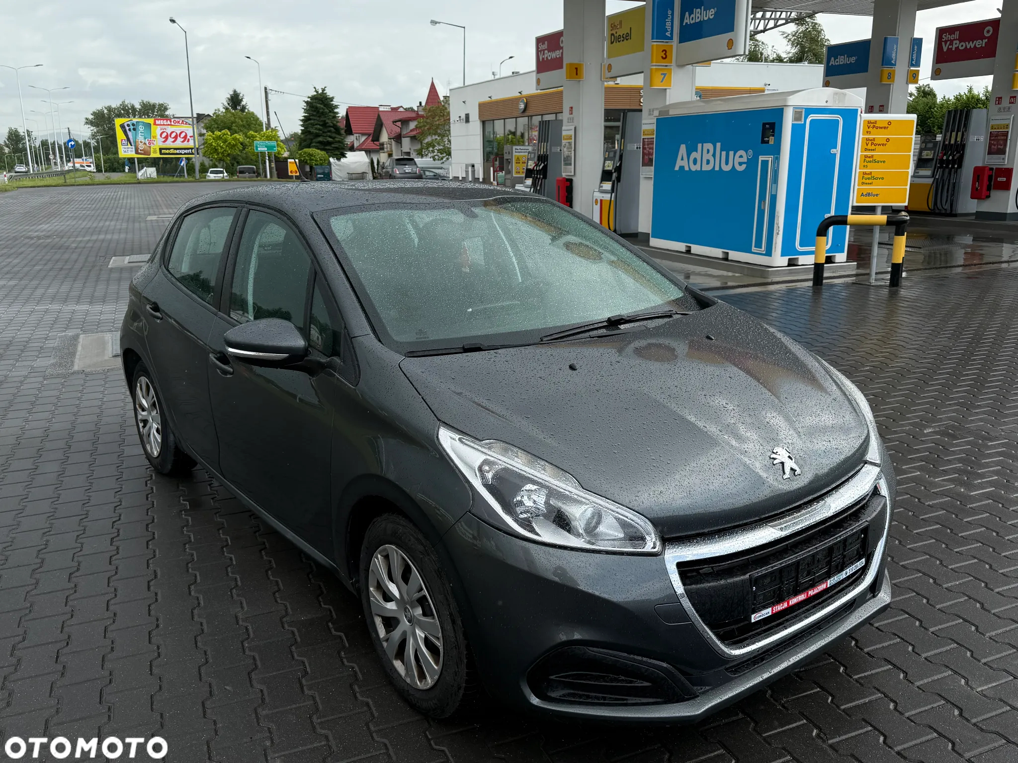 Peugeot 208 1.6 BlueHDi Allure S&S - 8