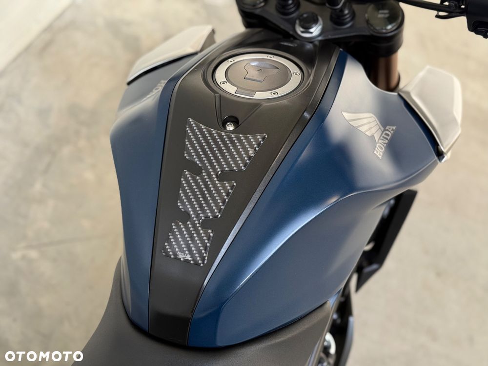 Honda CB - 20