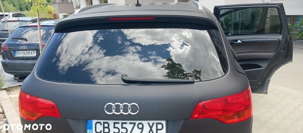 Audi Q7 - 4
