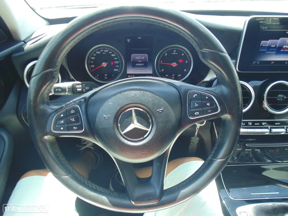 Mercedes-Benz C 180 BlueTEC Avantgarde - 27