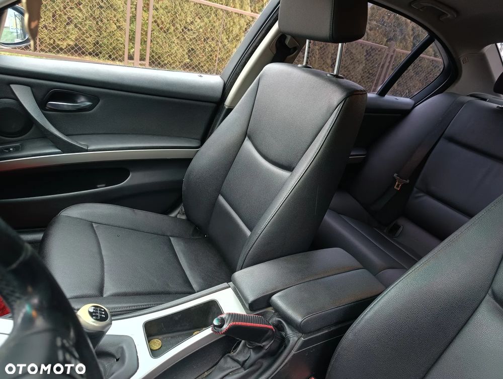 BMW Seria 3 320d DPF - 7