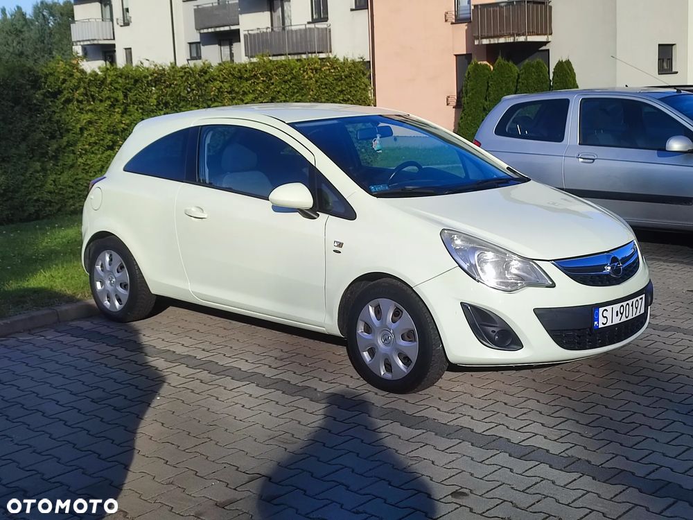 Opel Corsa 1.4 16V Satellite - 7