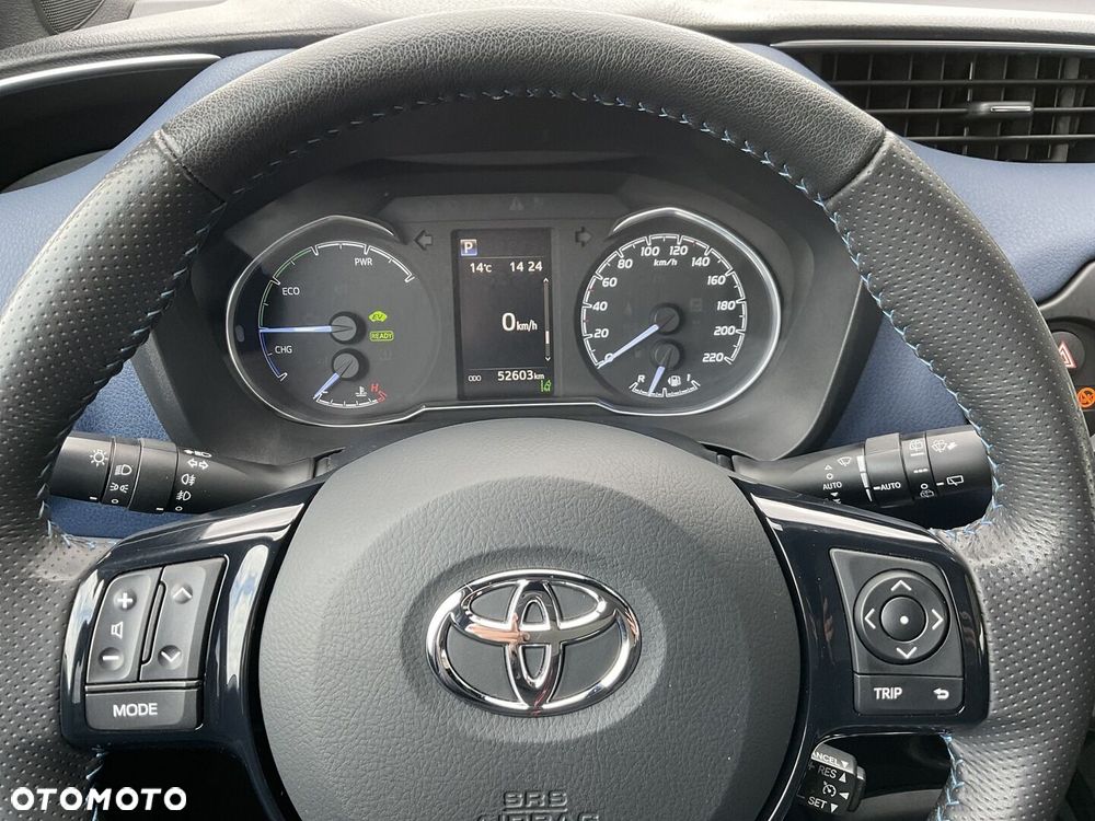 Toyota Yaris - 16