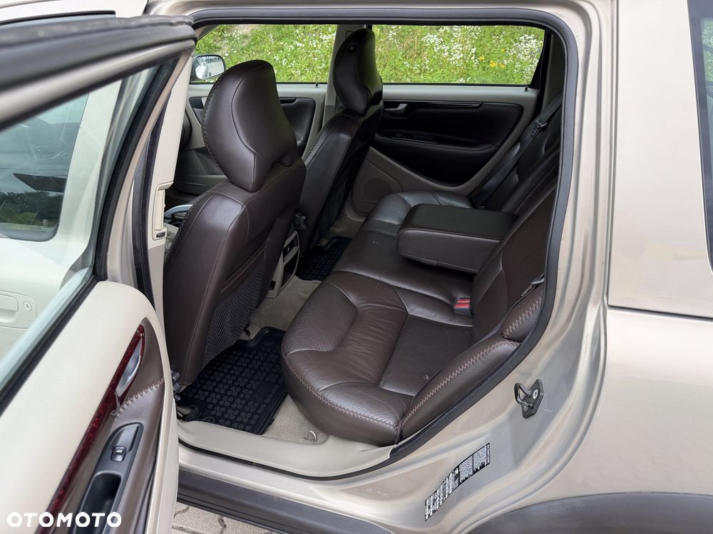 Volvo XC 70 - 6