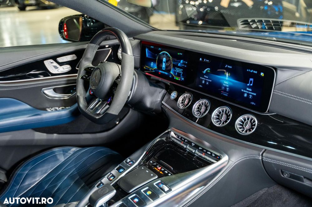 Mercedes-Benz AMG - 35