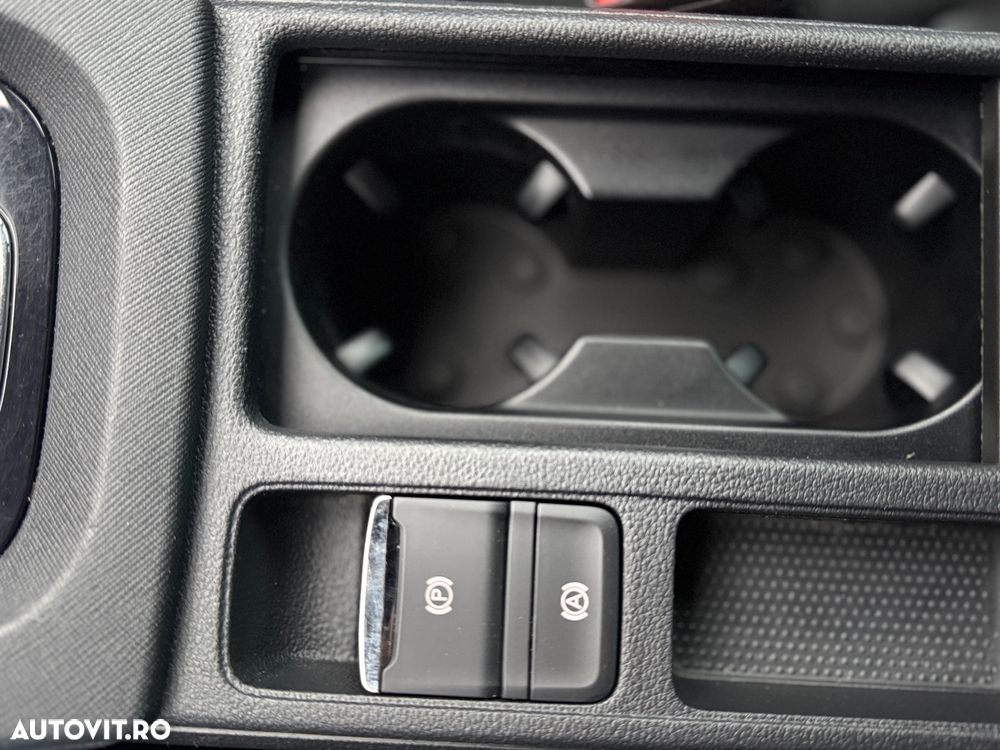 Skoda Octavia Combi 2.0 TDI DSG Premium Edition - 14