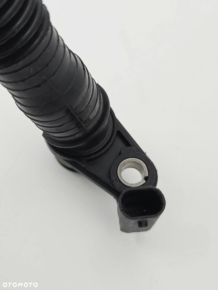 NOWY ORYGINALNY WĄŻ PRZEWÓD WLEWU OLEJU MERCEDES M260 2.0T A2600104900 - 3