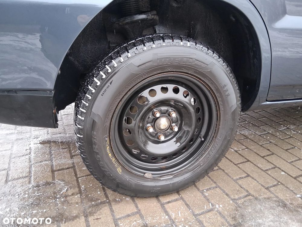 Kia Sportage 2.0 CRDI 2WD EX - 13