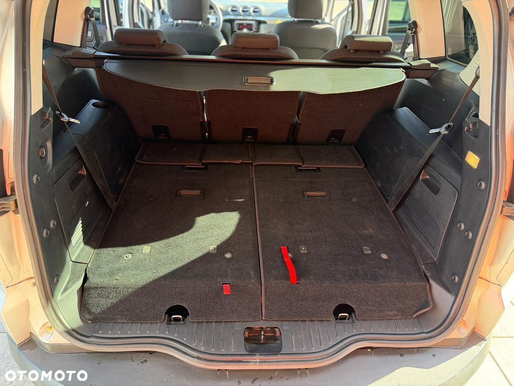 Ford S-Max 2.0 TDCi DPF Titanium MPS6 - 12
