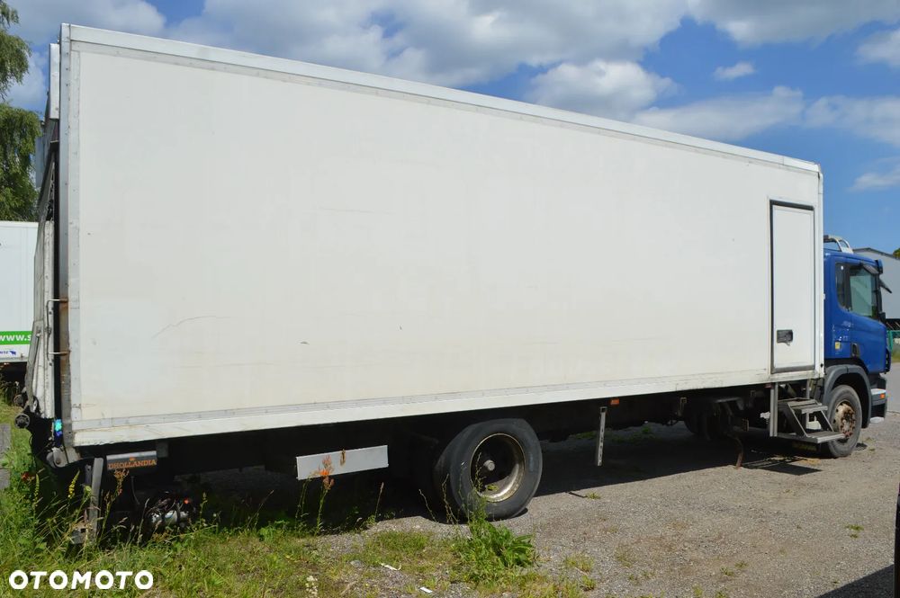 Scania P 230 - 4
