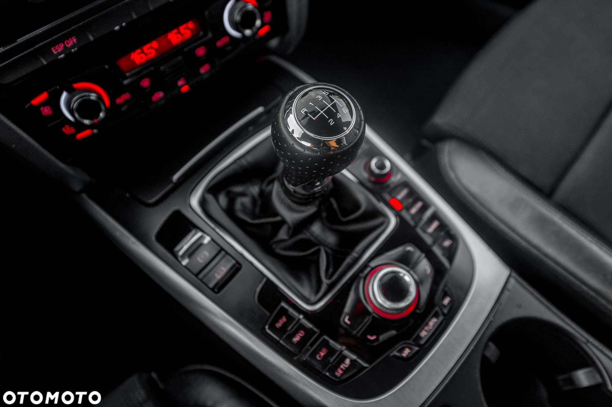 Audi A4 Avant 2.0 TDI DPF quattro S line Sportpaket - 28