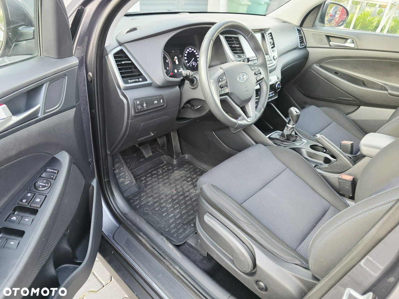 Hyundai Tucson - 10