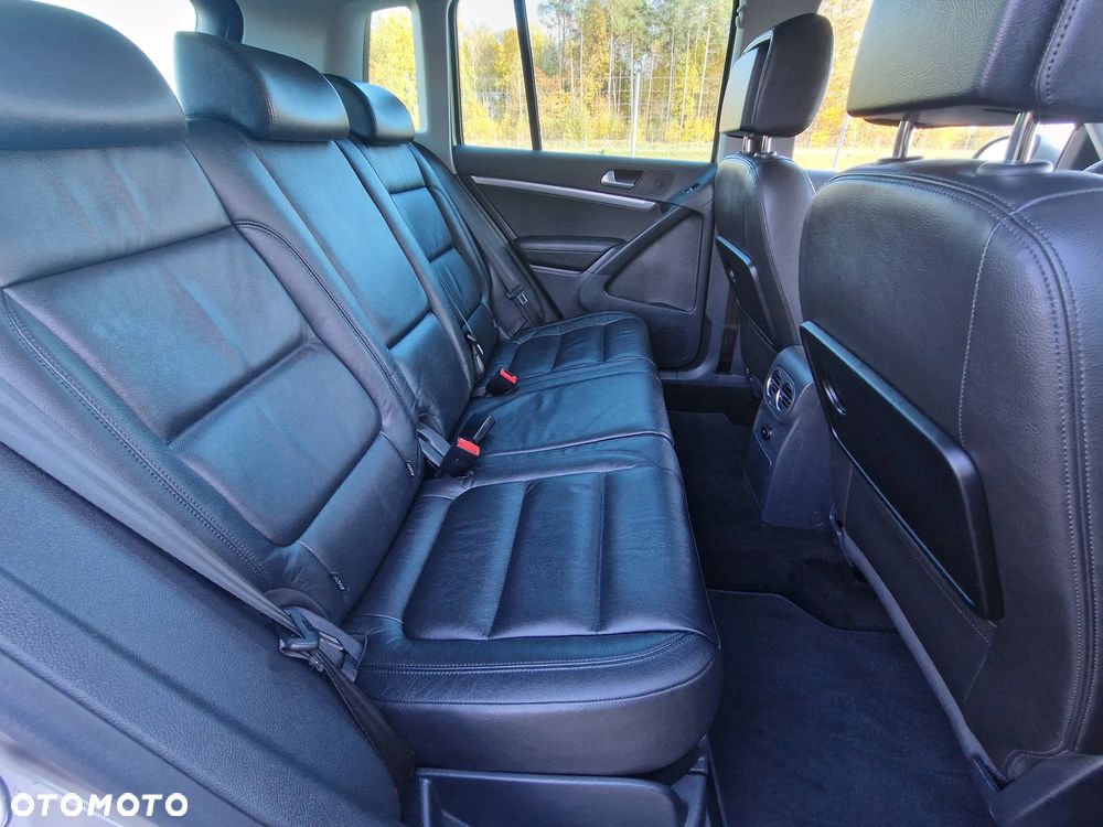 Volkswagen Tiguan 1.4 TSI BlueMotion Technology Exclusive - 10