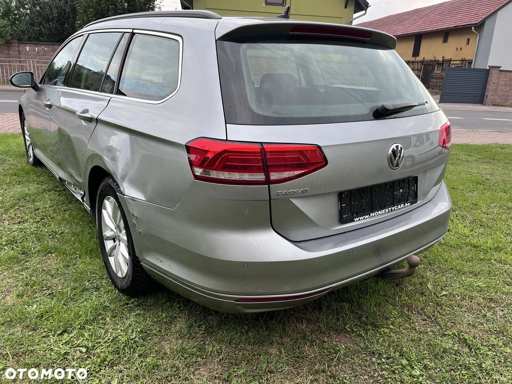 Volkswagen Passat Variant - 8