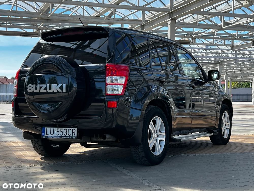 Suzuki Grand Vitara 2.0 De Luxe - 9