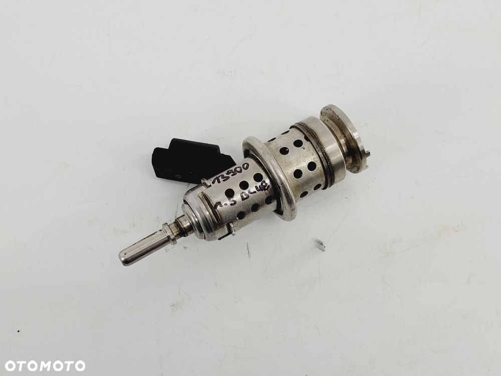 WTRYSKIWACZ ADBLUE 1.5 BLUE CITROEN BERLINGO IV 2018- 9813930180 - 1