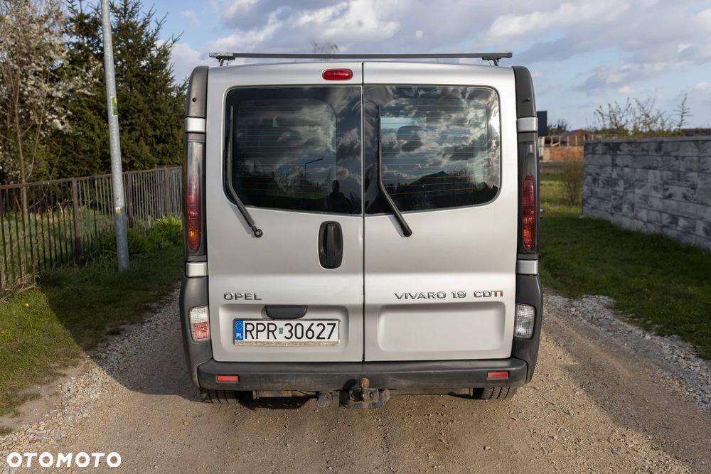 Opel Vivaro - 4