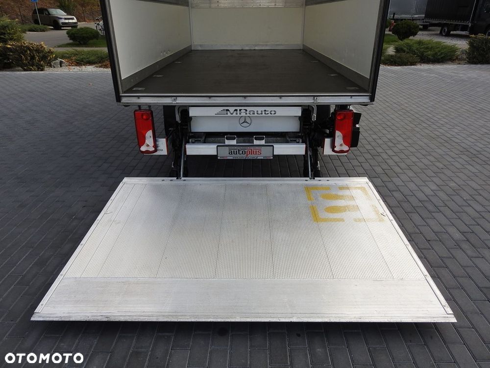 Mercedes-Benz SPRINTER KONTENER WINDA 8 PALET KLIMATYZACJA  150KM - 20