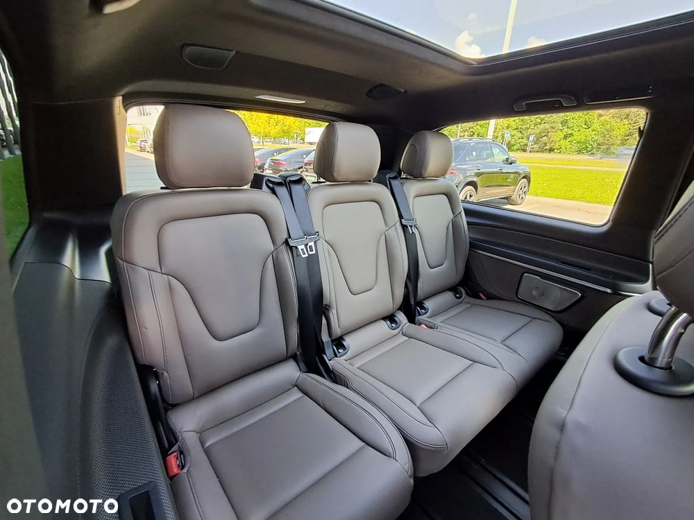 Mercedes-Benz Klasa V 300 d 4-Matic 9G-Tronic Exclusive (d³ugi) - 26