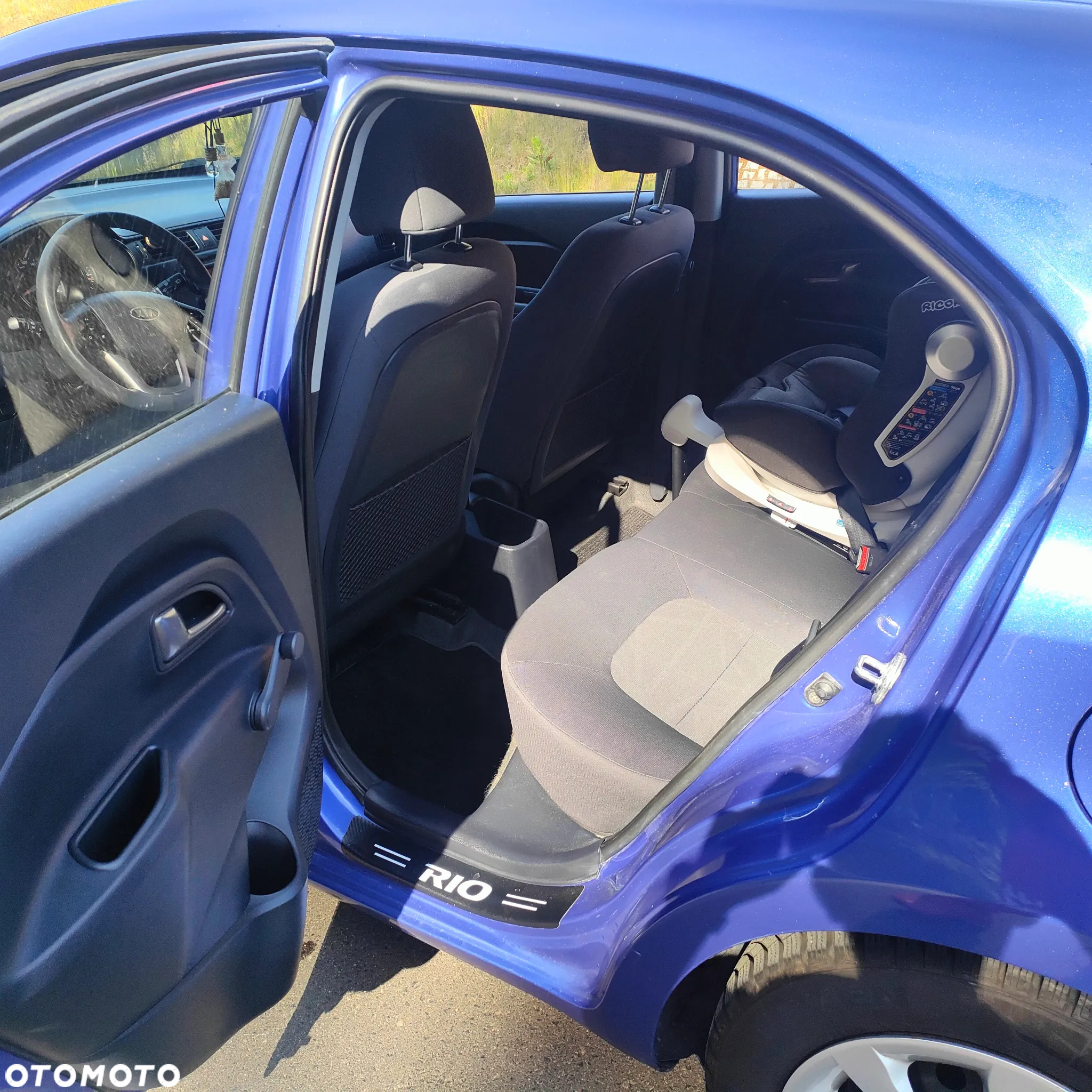 Kia Rio 1.2 L - 10