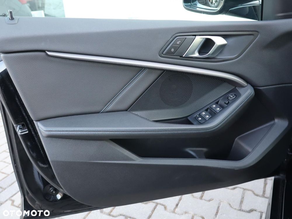 BMW Seria 2 218i M Sport - 16