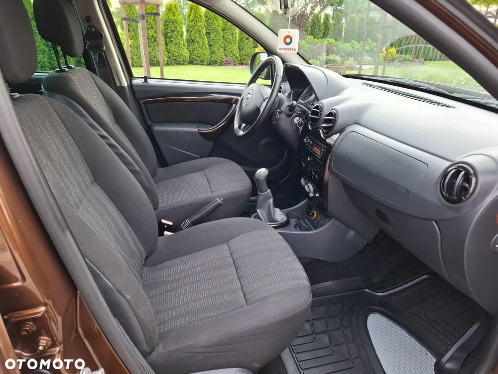 Dacia Duster 1.6 16V 105 4x2 Celebration - 39