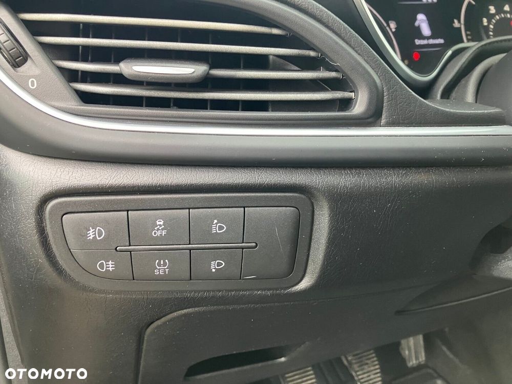 Fiat Tipo 1.4 16v Lounge EU6d - 17