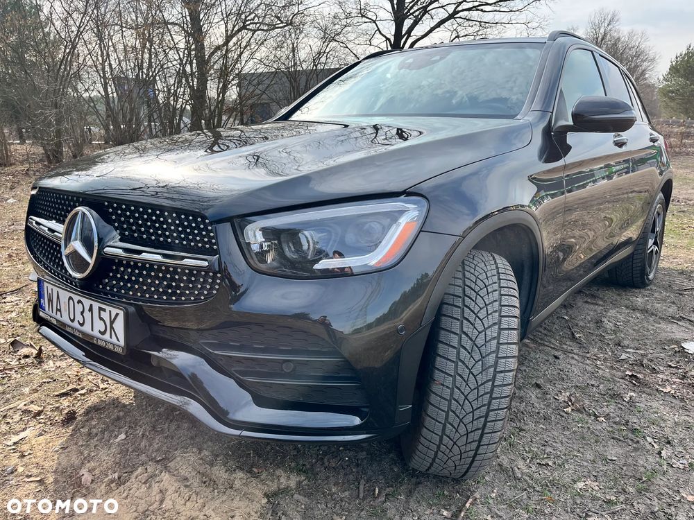 Mercedes-Benz GLC 300 4Matic 9G-TRONIC AMG Line - 3