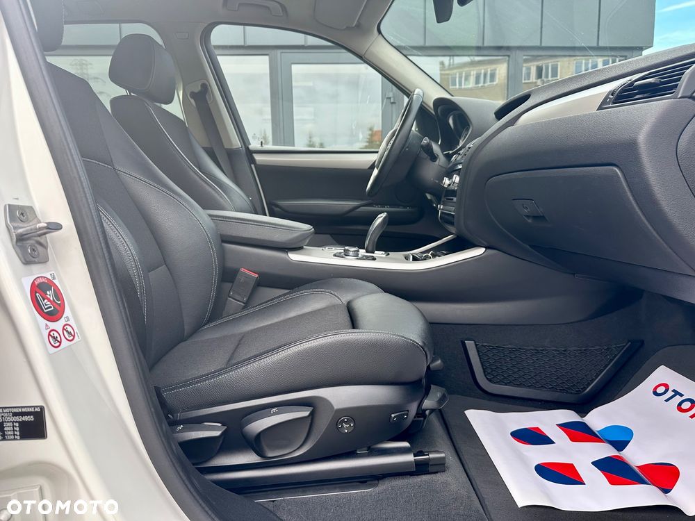 BMW X3 xDrive20d - 23