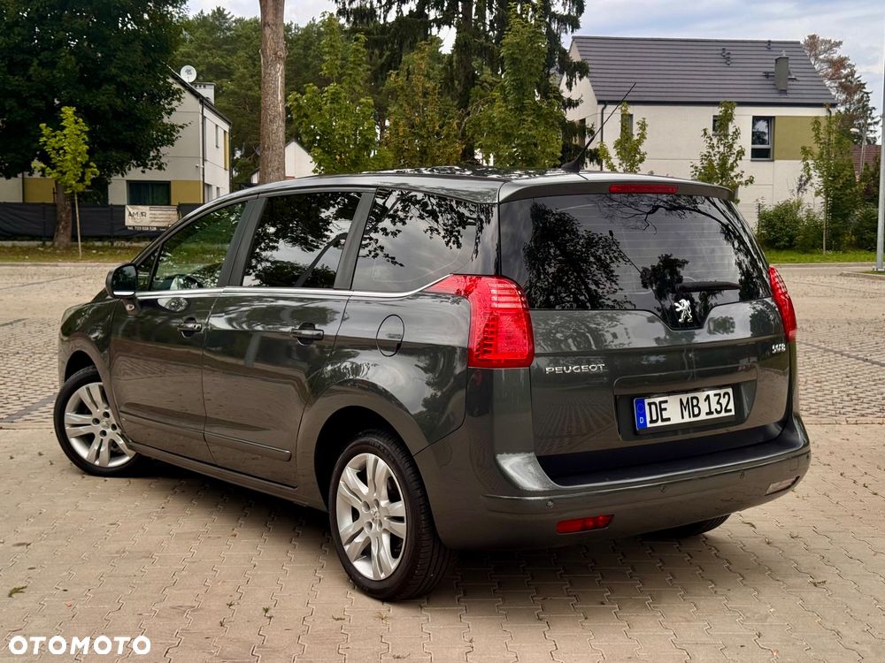 Peugeot 5008 HDI FAP 115 Family - 4