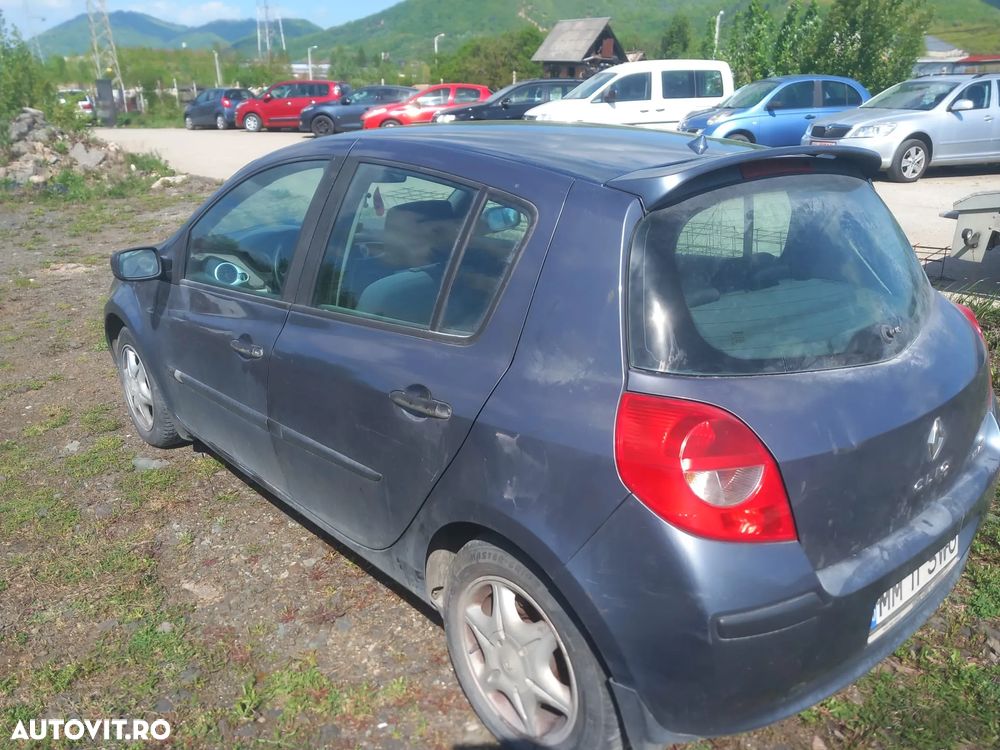 Renault Clio - 5