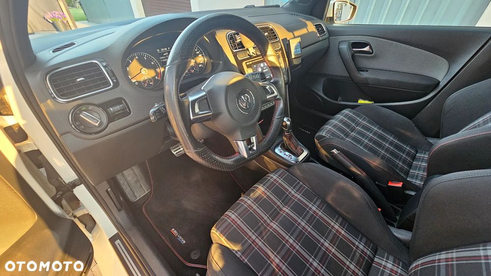 Volkswagen Polo 1.4 TSI GTI DSG - 17