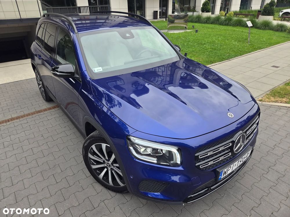 Mercedes-Benz GLB 250 4-Matic 8G-DCT - 6