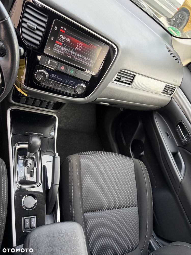 Mitsubishi Outlander 2.0 2WD CVT Edition - 22