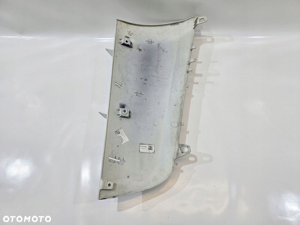 narożnik owiewka polik kabiny prawy mercedes actros mp4 a9607510730 - 4