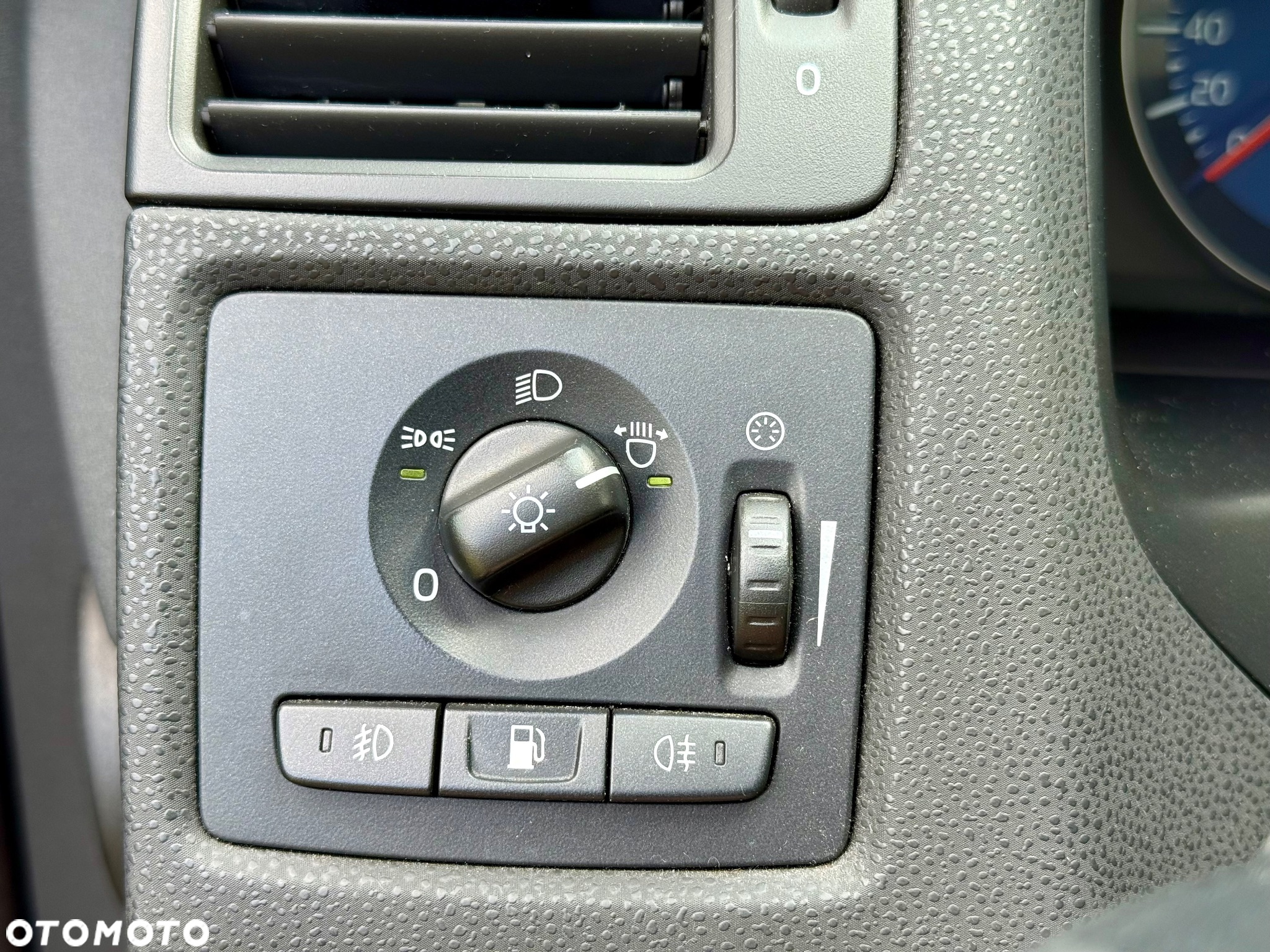 Volvo V50 D5 R-Design Summum - 27
