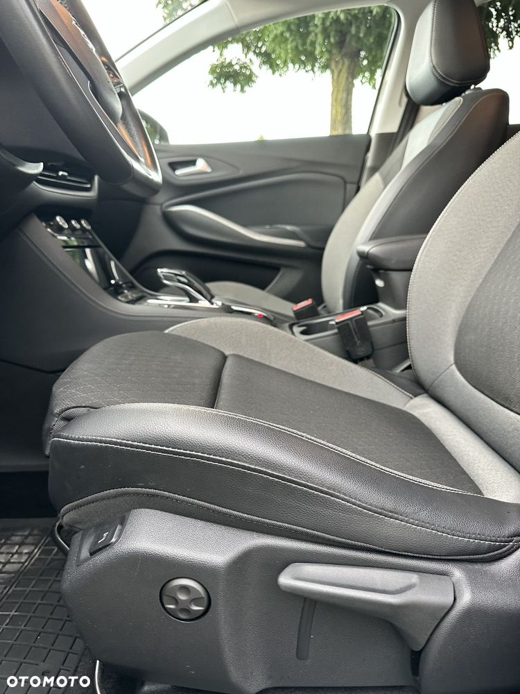 Opel Grandland 1.5 CDTI Business Elegance S&S - 15