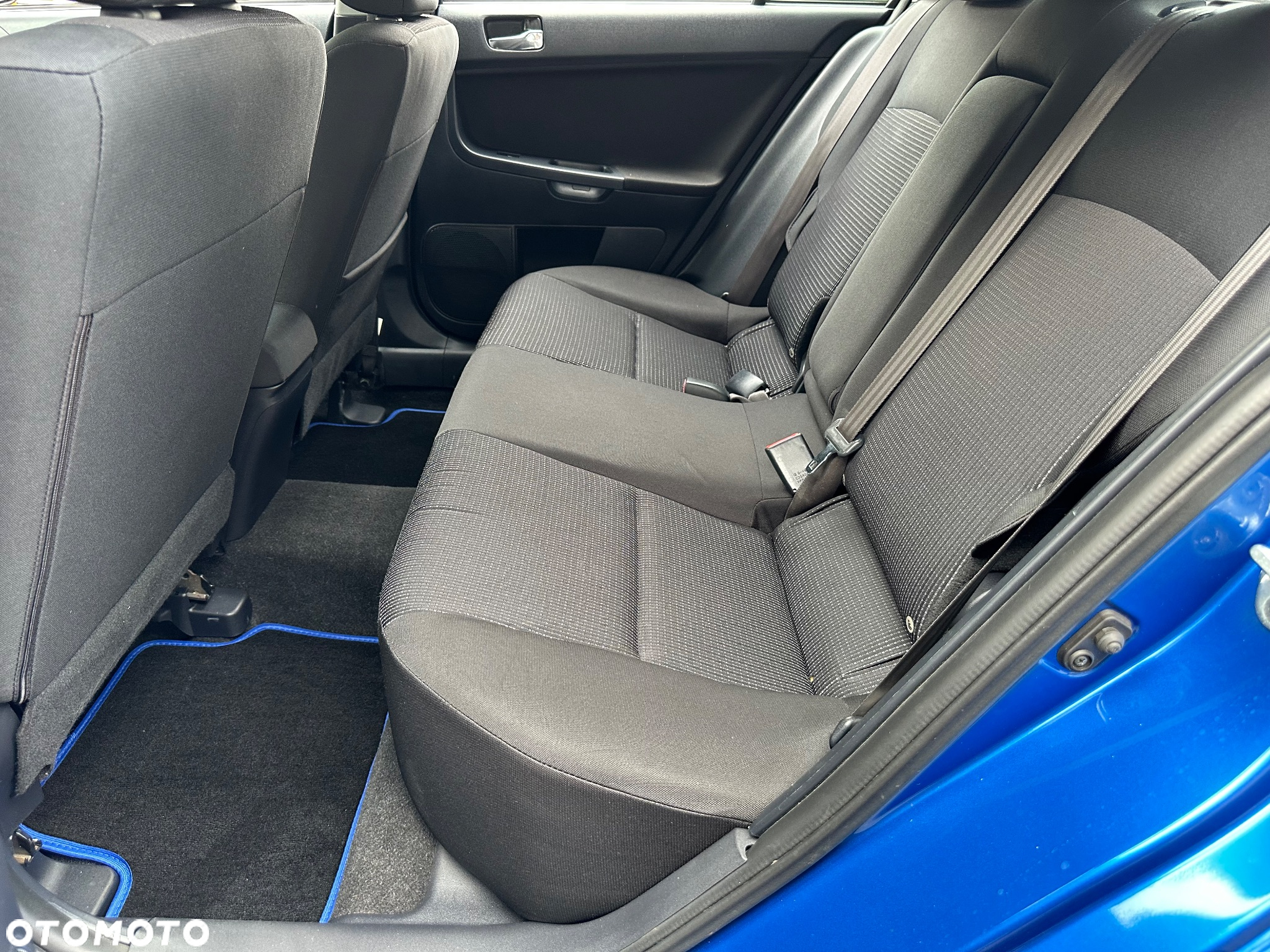 Mitsubishi Lancer 1.8 Intense - 8