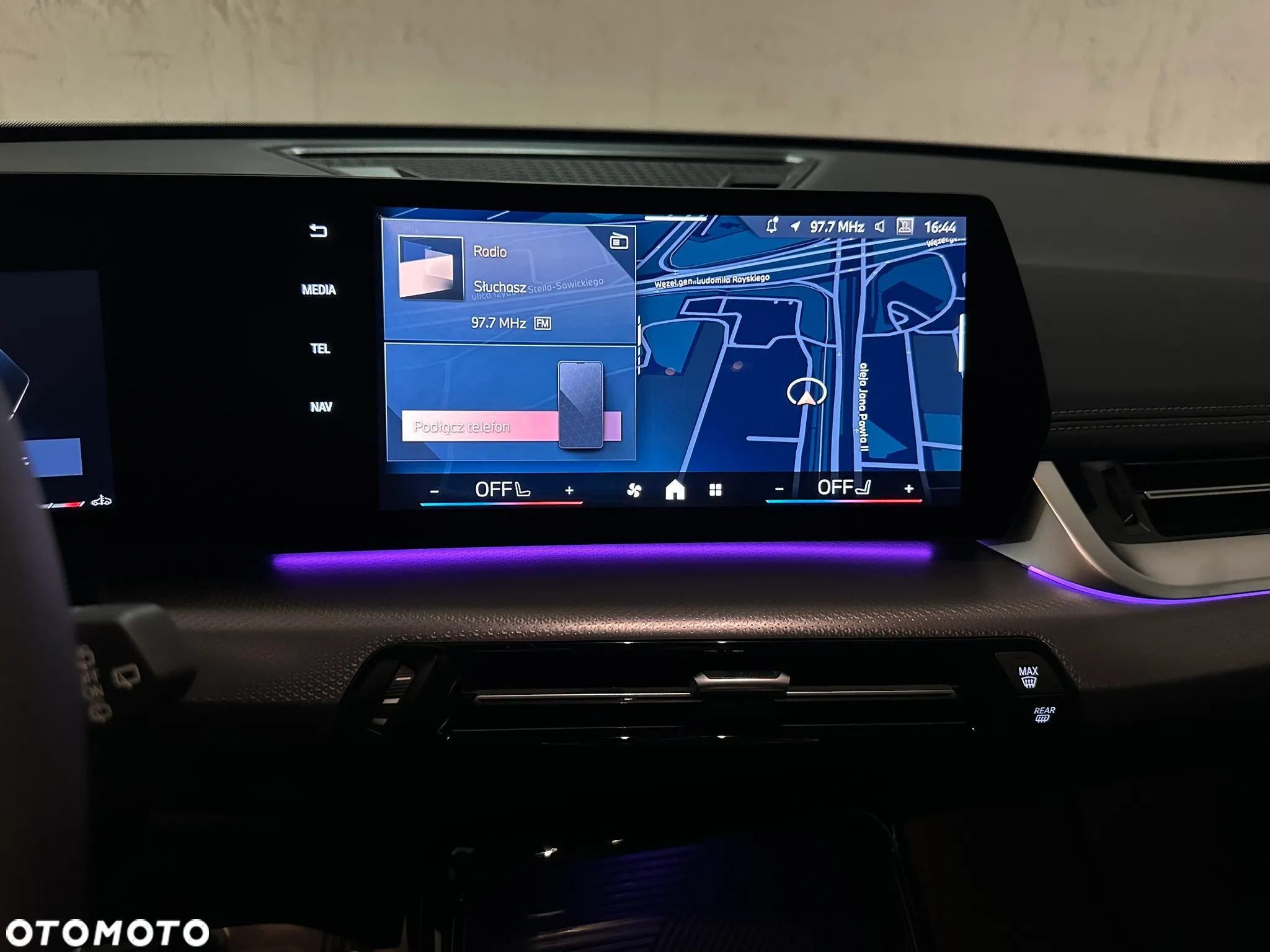 BMW X1 sDrive18d - 27