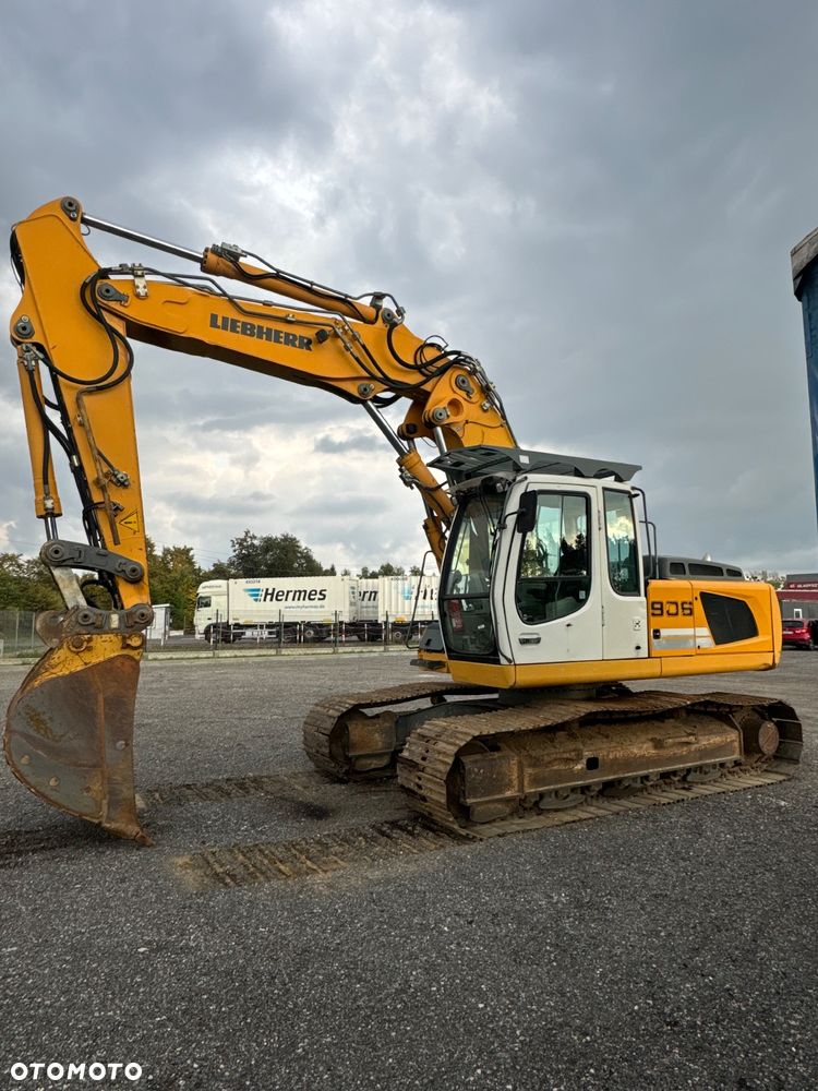 Liebherr R 906 LC - 1