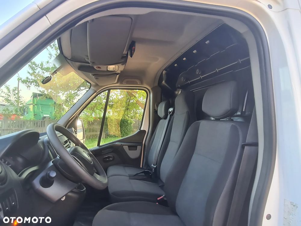 Renault MASTER 2.3/145 - 8