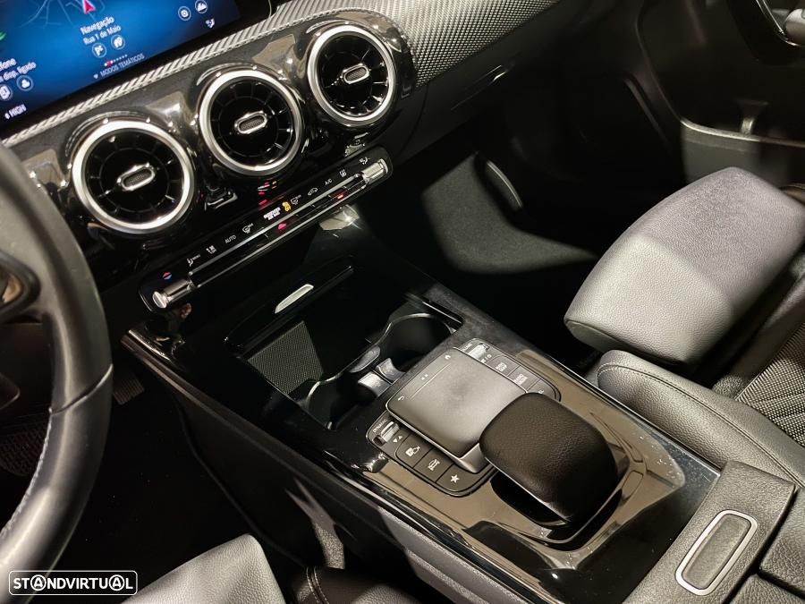 Mercedes-Benz A 250 e Style Plus - 17