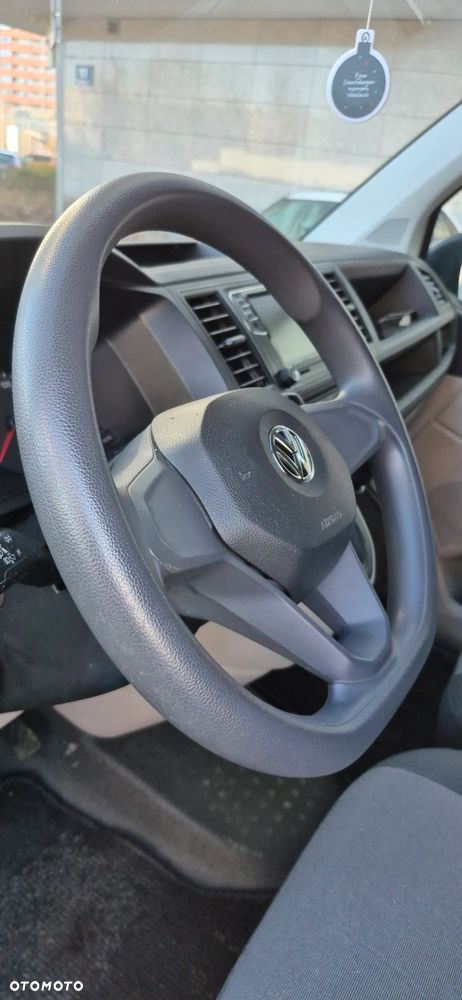 Volkswagen Transporter - 29