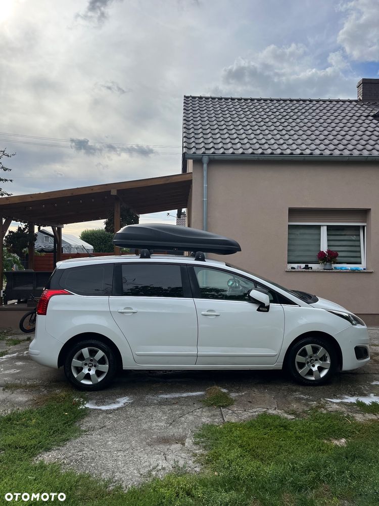 Peugeot 5008 2.0 HDi Allure 7os - 2