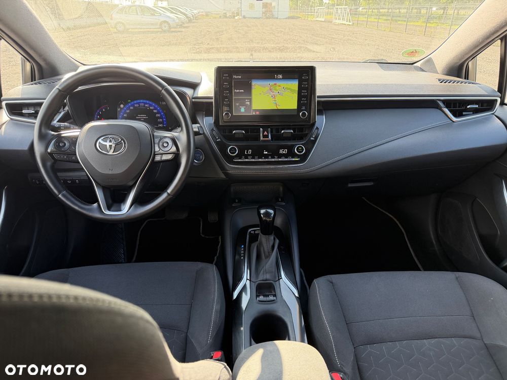 Toyota Corolla - 11