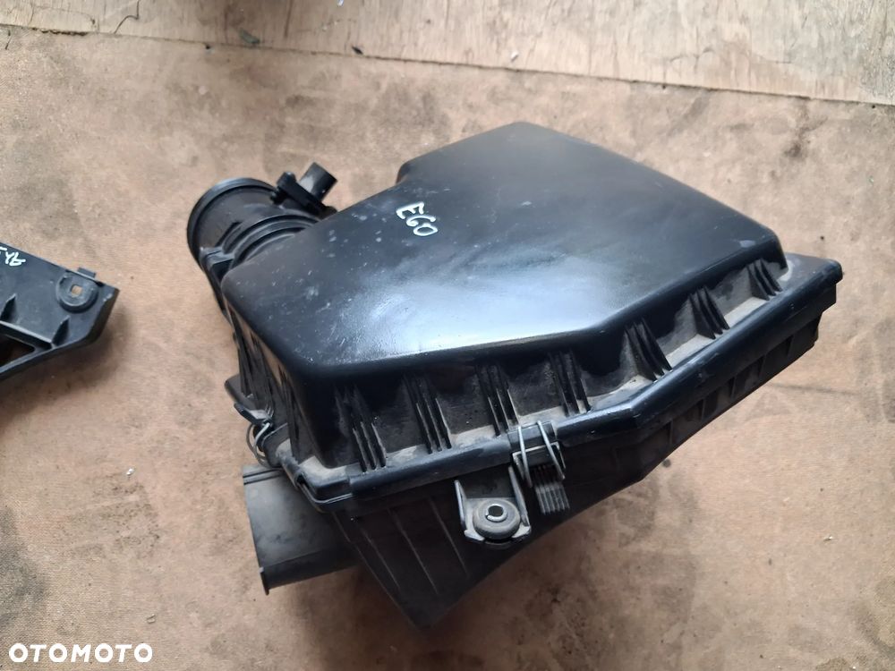 BMW E60 E61 E63 E64 M6 Obudowa filtra filtr powietrza 7521020 4,4 N62B44 BMW Przepływomierz 0280218135 - 3