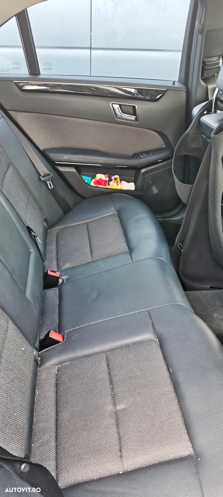 Mercedes-Benz E - 17